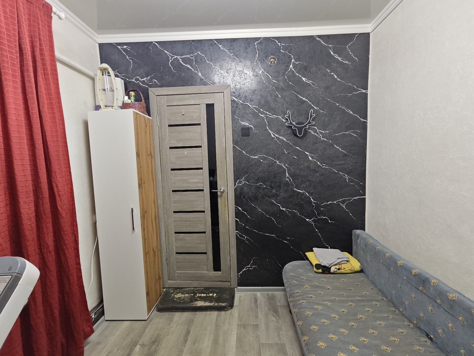 Продам  кирпичный дом с бассейном, баней и плодоносящим садом