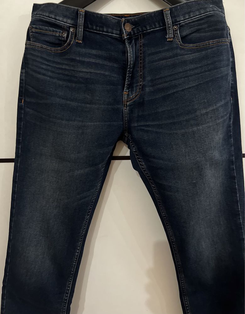 Джинсы HOLLISTER, 34x32, L-XL