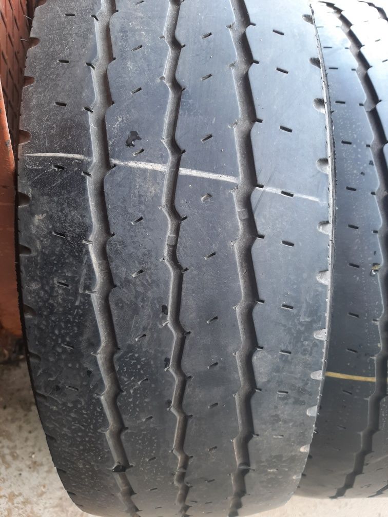 Продам шины 225/65/16С  колинс