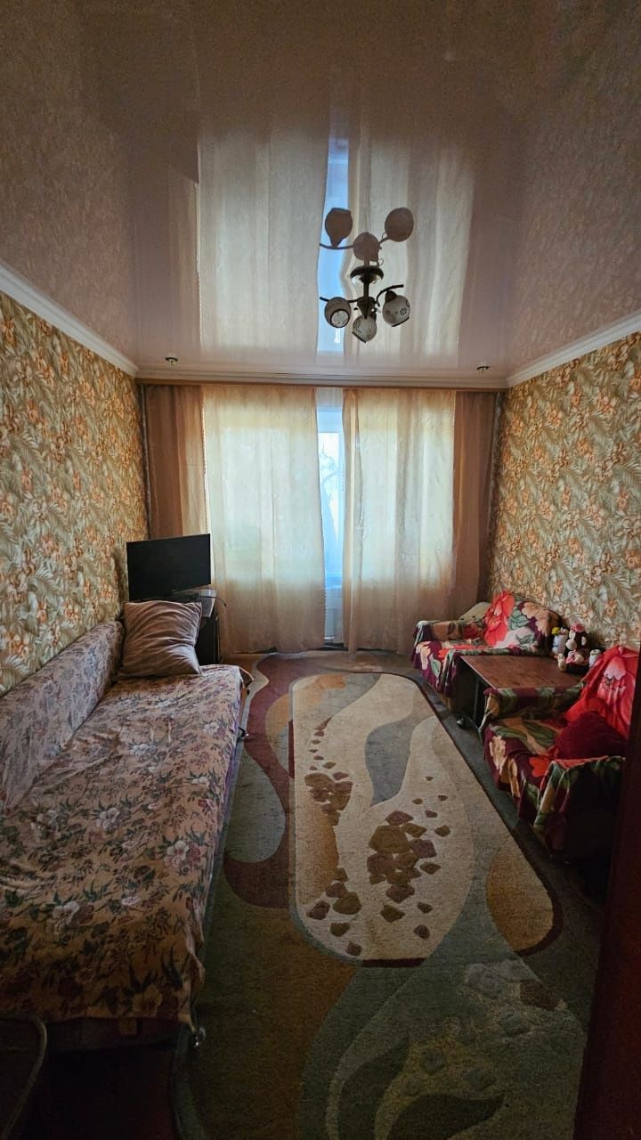 Продам 2 комнатную квартиру.