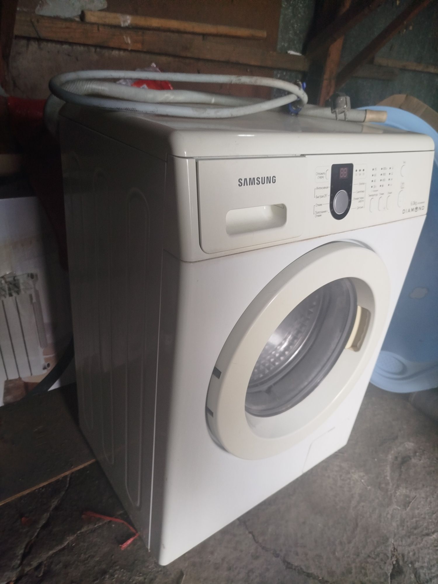 Продам стиральную машинку на 6 кг