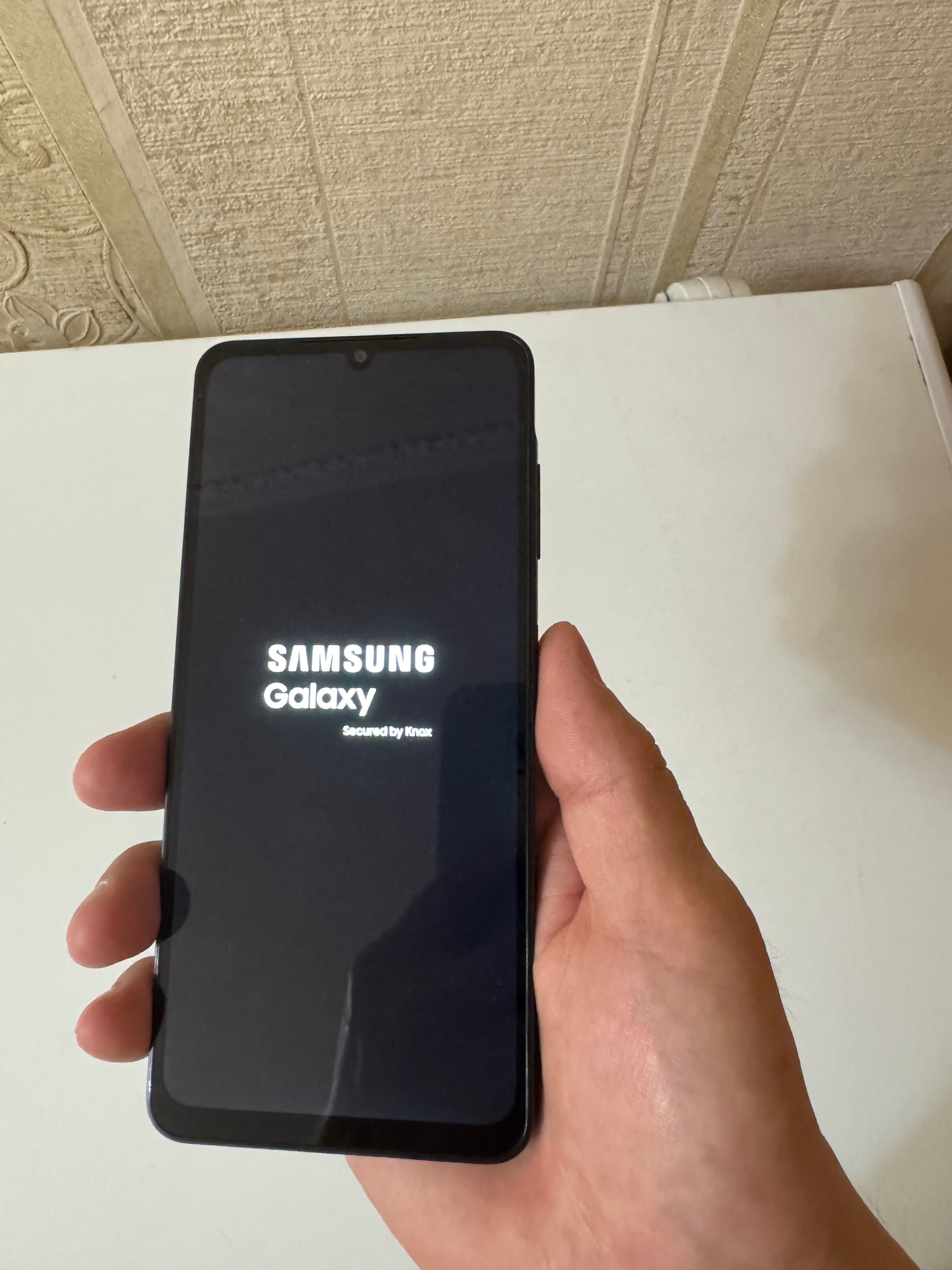 Samsung A06 4/64 Gb