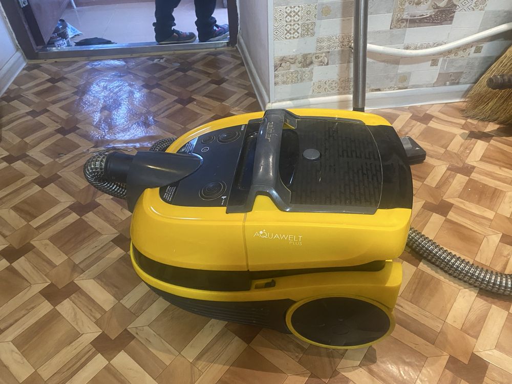 Срочно продам пылесос
