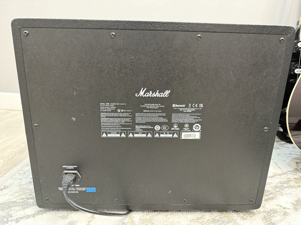 Продаю гитарный комбоусилитель Marshall CODE50