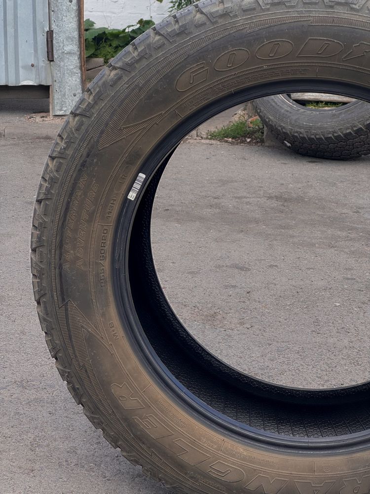 Шины новые goodyer A/T
