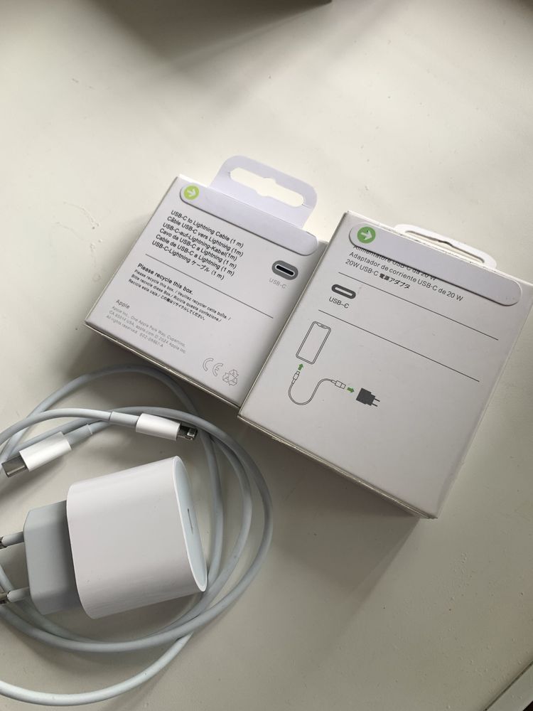 Apple  быстрая зарядка для айфона