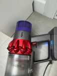 Пылесос Dyson, полностью работает