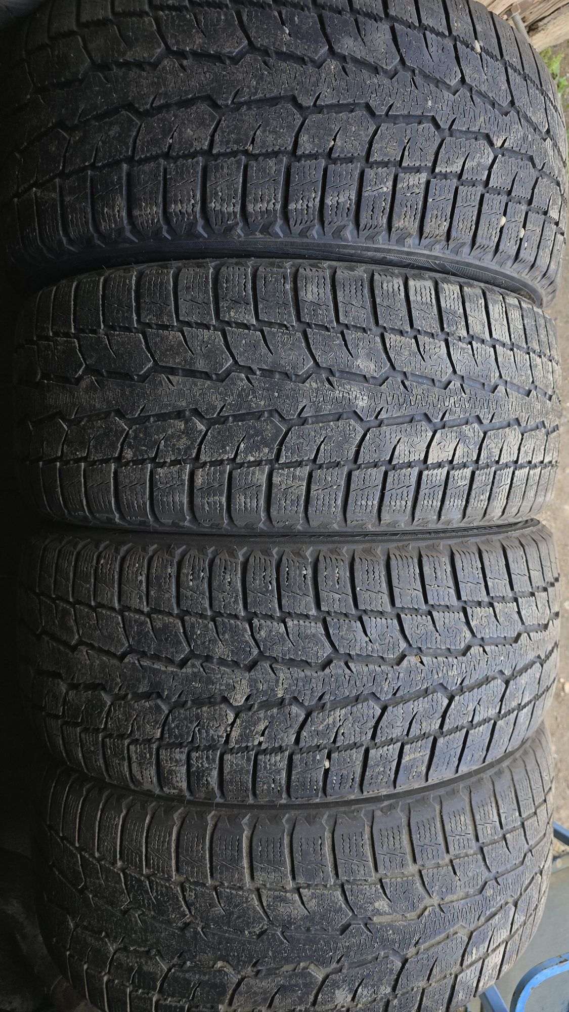 Продам шины TOYO 235/45 R18