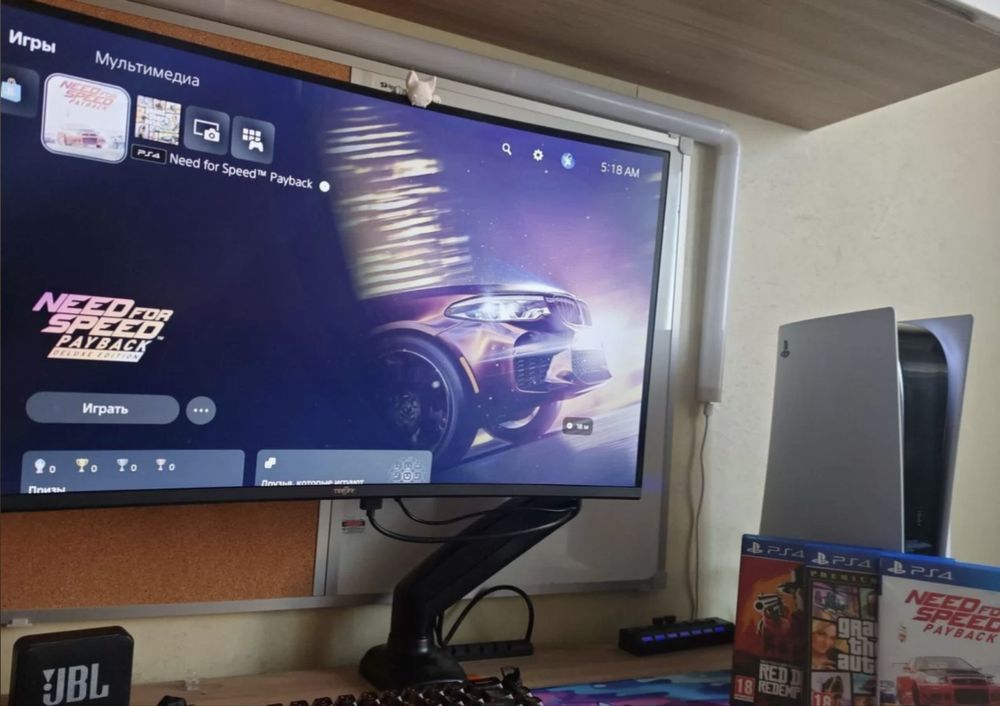 Продам Sony PlayStation 5