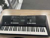 Синтезатор Ямаха Yamaha psr E423