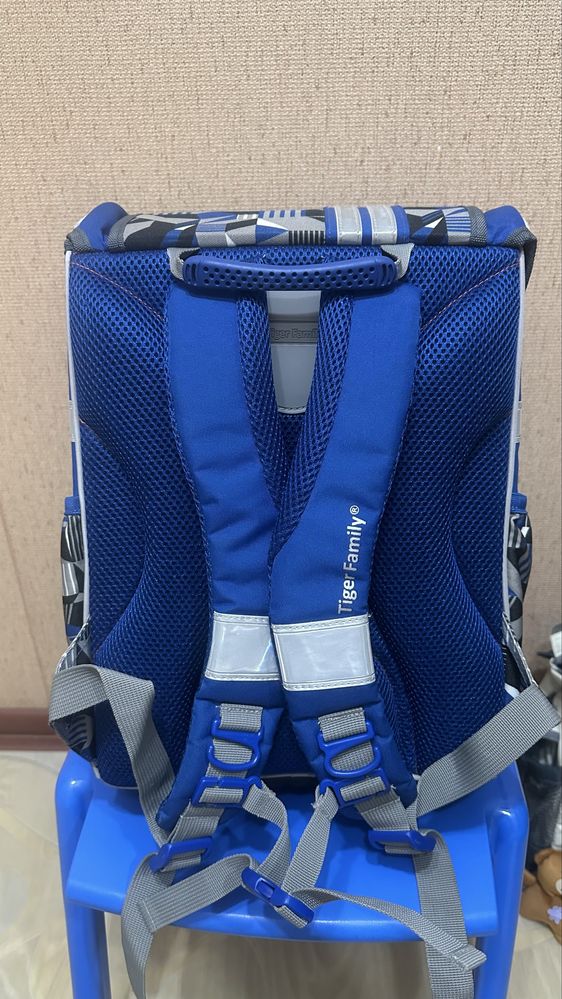 Продам школьный рюкзак.