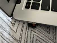 MacBook air со сломанным экраном