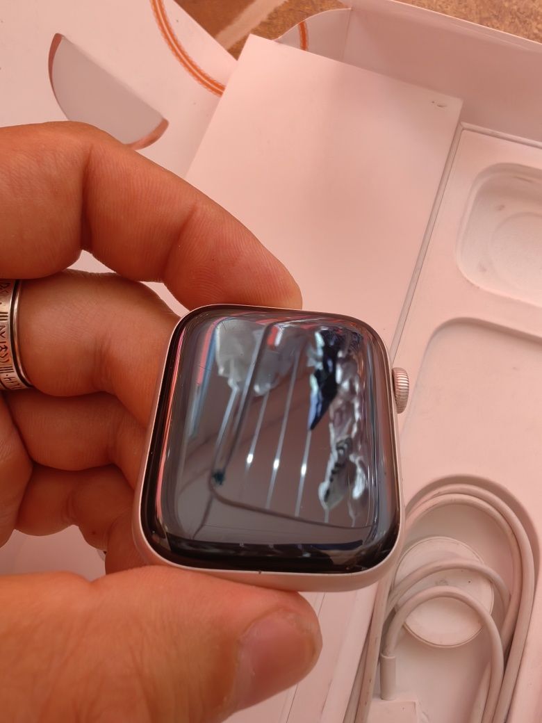 Apple watch SE 44