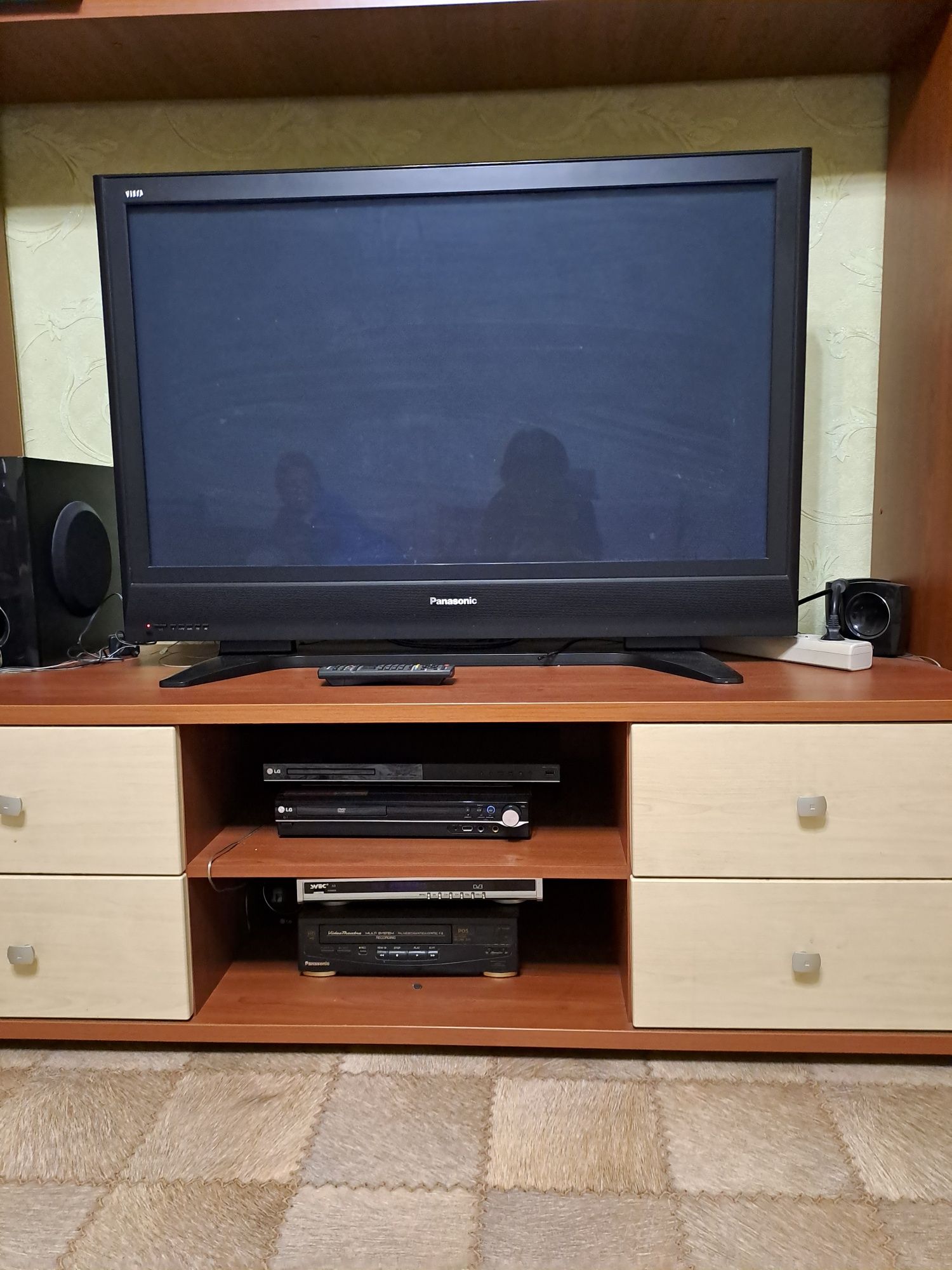Телевизоры разные  Panasonik, Sony, LG в отличном состоянии.