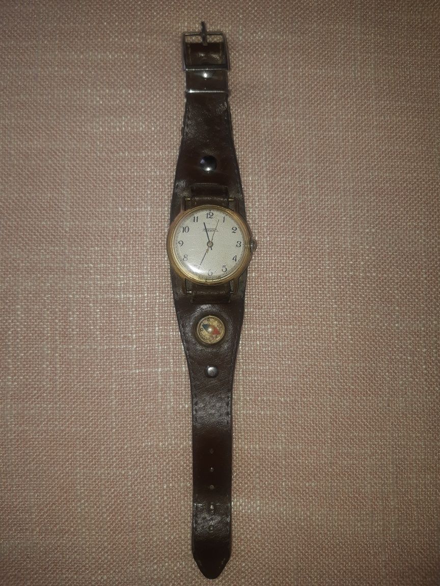 Продам часы Ракета