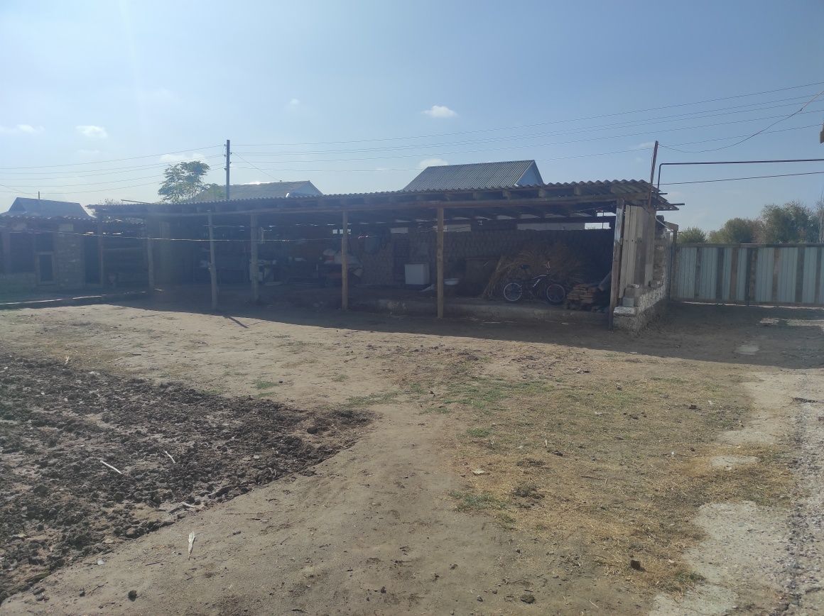 Үи сатылады Амангелдіде