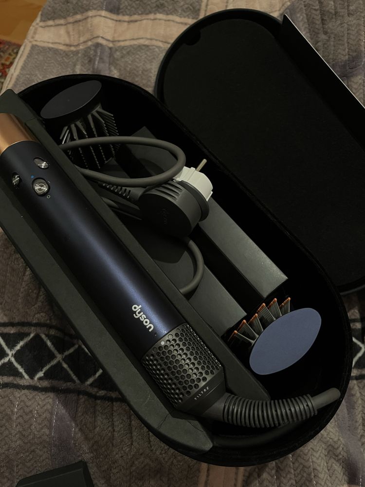 Продаю Dyson Airwrap Styler