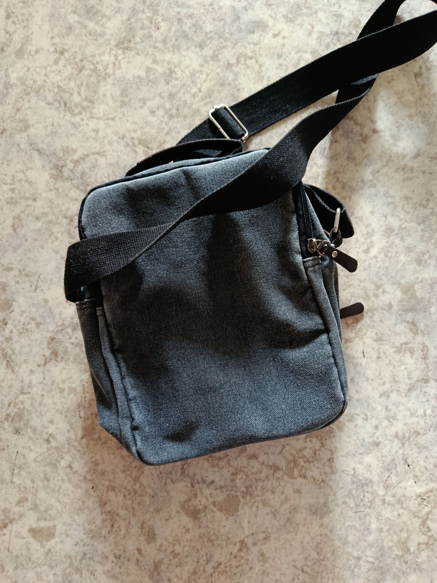 Продам  мужскую ц.1300