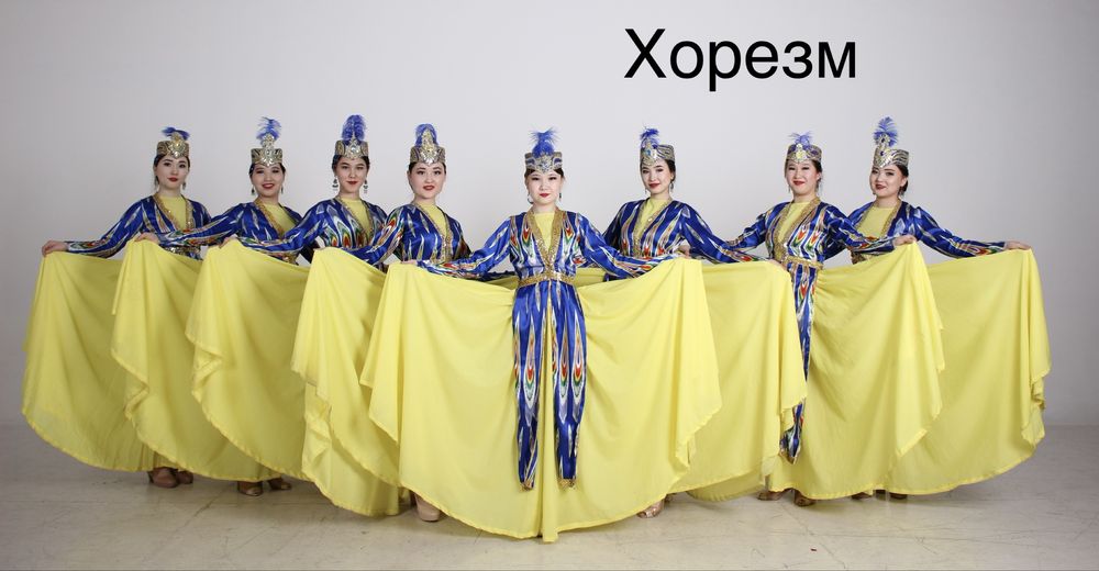 Танцовщицы, трон ,так