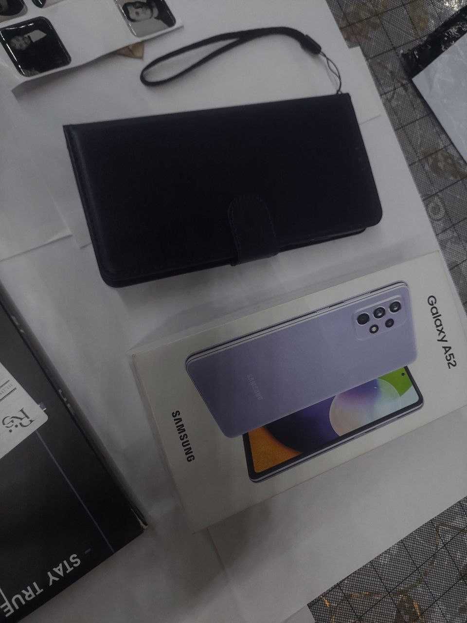 продам Samsung A52