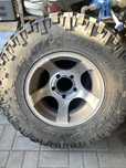 Продам только резину Грязевая M/T Nitto Grappler