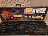Бас гитара Fender