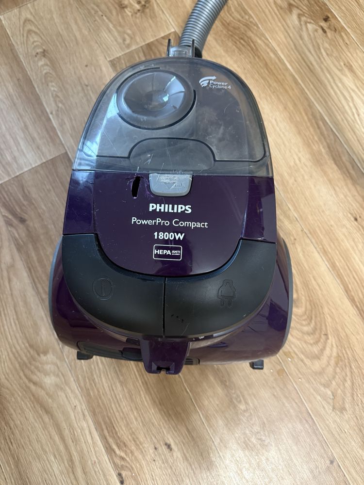 Продам пылесос Philips, рабочий, б/у