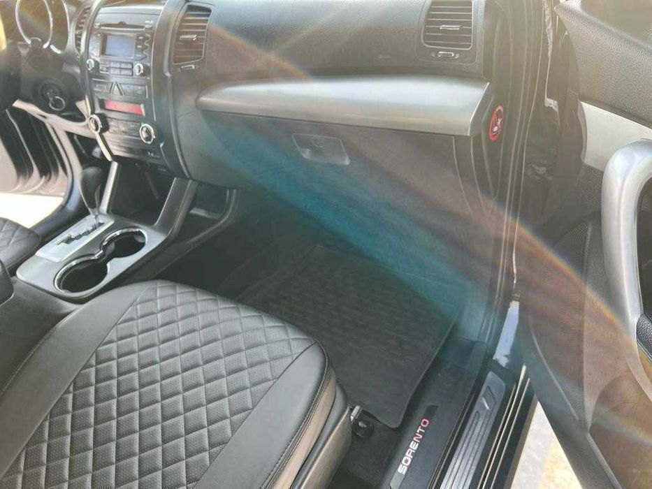 Авточехлы модельные экокожа Kia Sorento 2009 по 2023 г.(ромб) Звоните