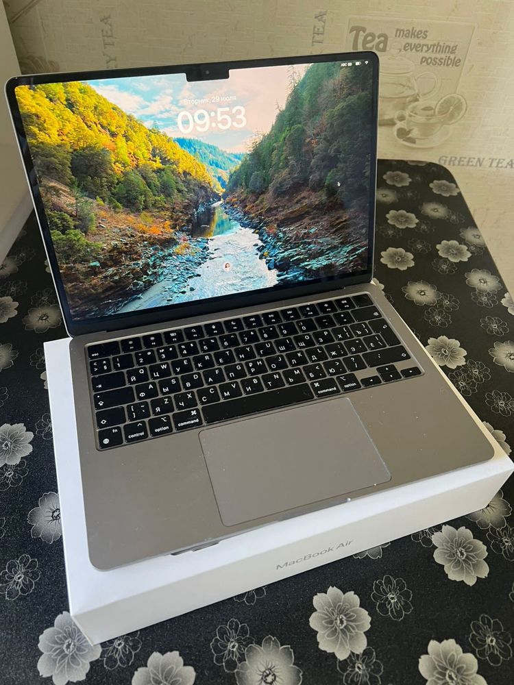 MacBook Air M2 2022