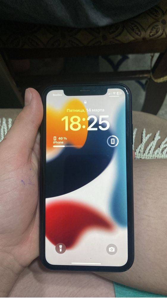 Продам айфон xr