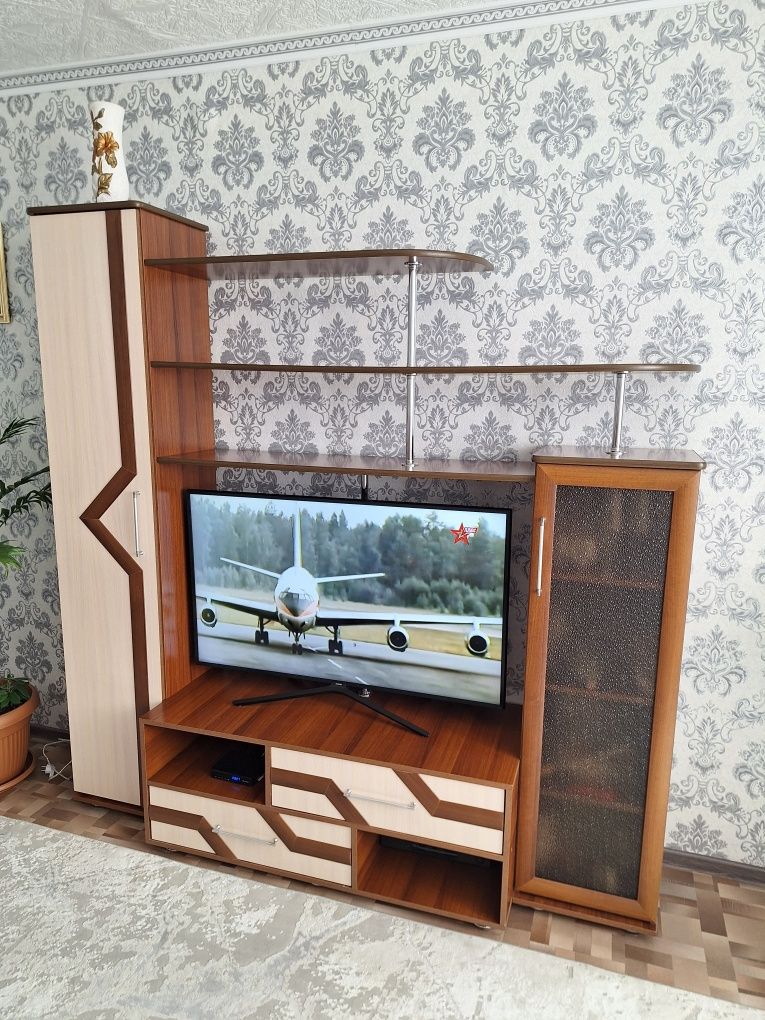Продам стенку, б/у