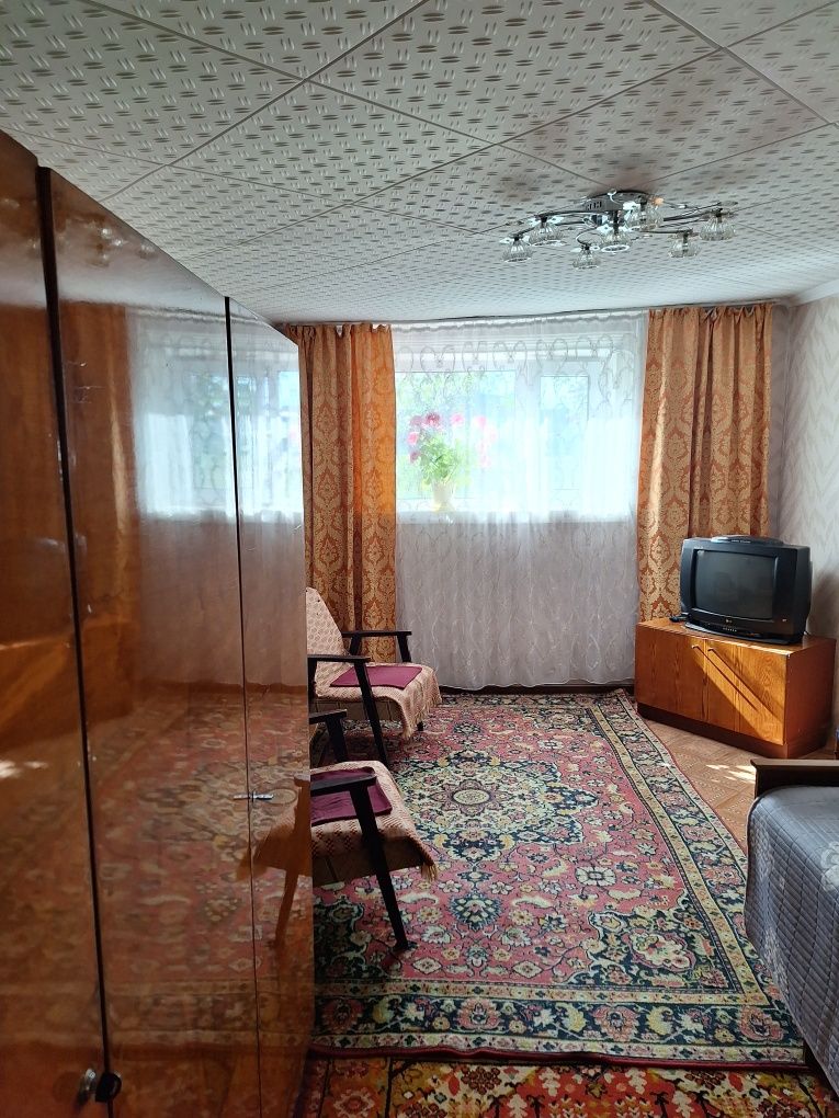 Продам ухоженный, теплый, благоустроенный дом, баня, гараж, летняя кух