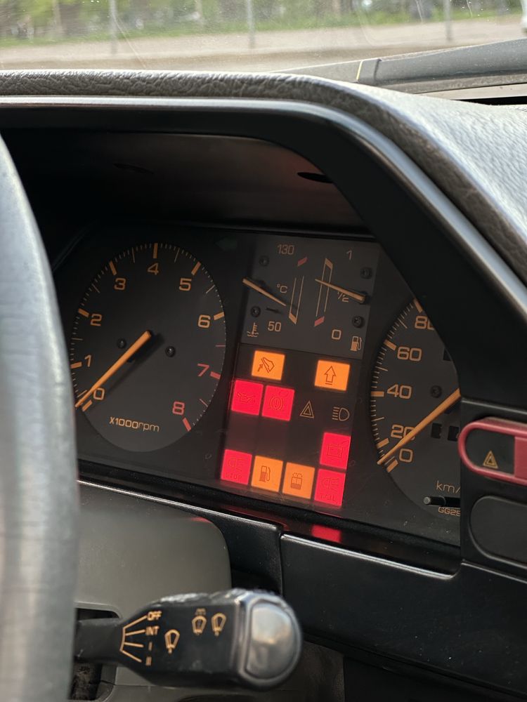 Mazda 626 gc 1987 года 2литра карбюратор