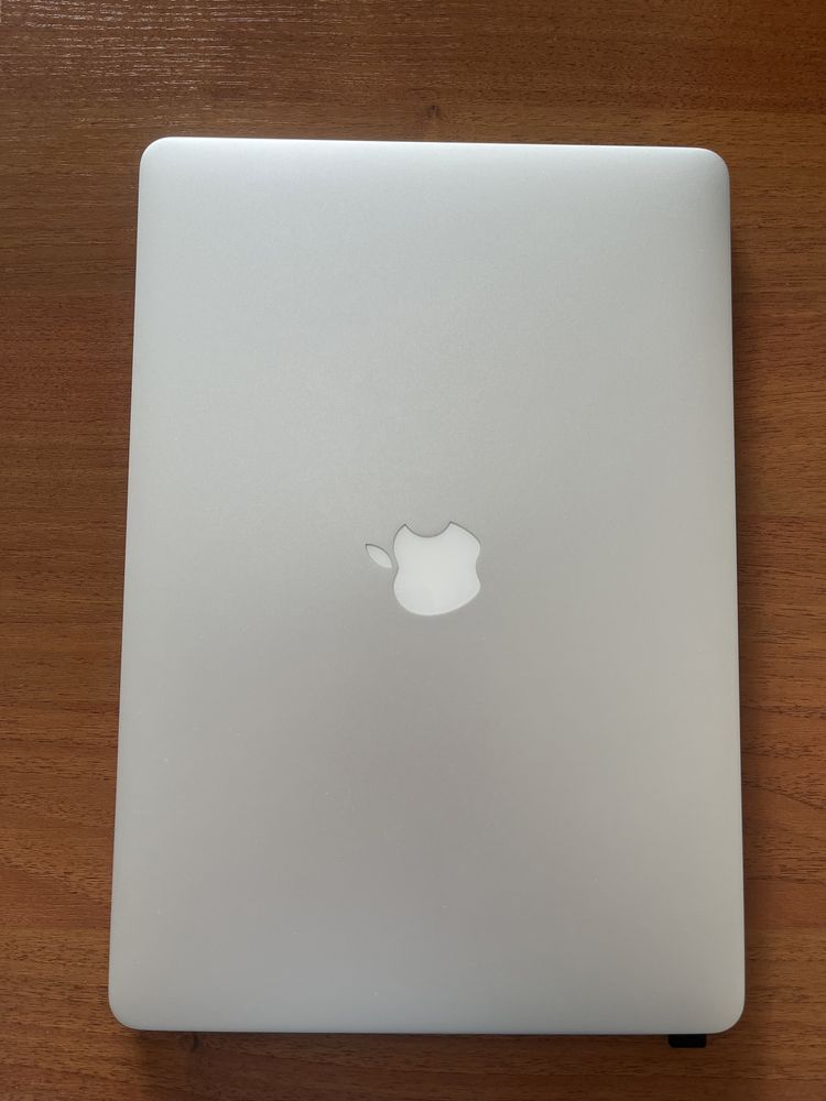 MacBook Pro 15 Retina mid 2012 core i7/8Gb/SSD 250 gb