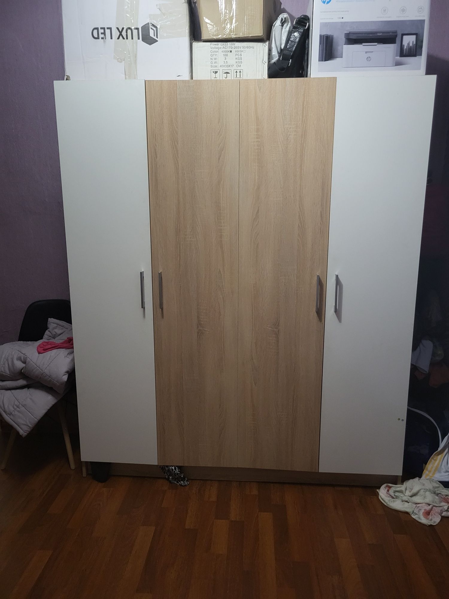 Шкаф для вещей,в отличном состоянии