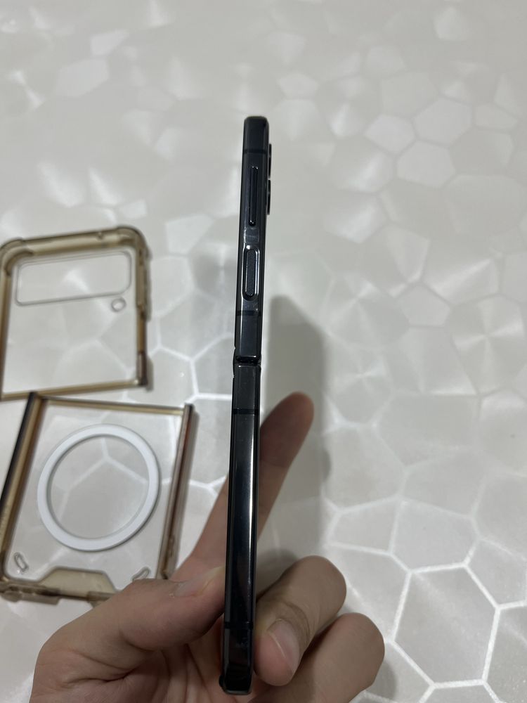 Samsung Z Flip4 256 gb dual