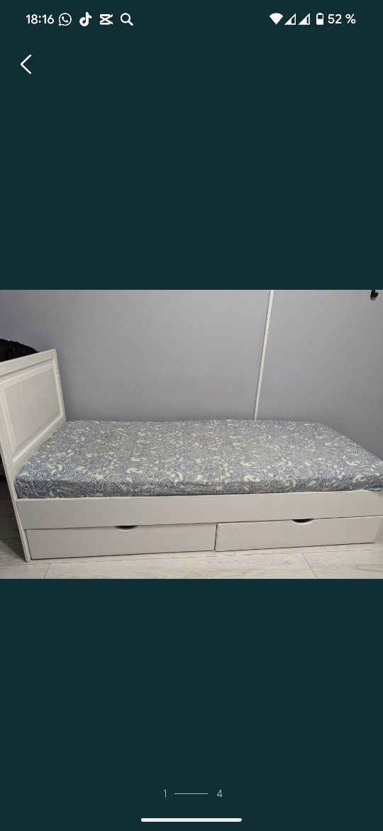 Продам две одинаковые односпальные кровати в отличном состоянии.