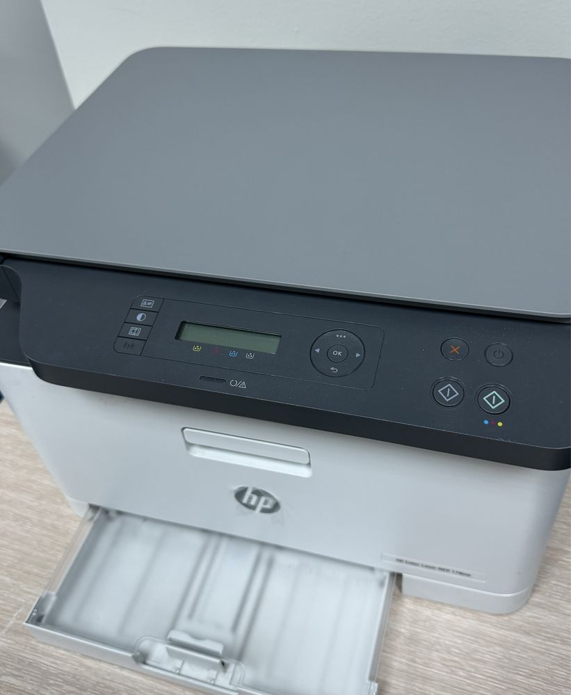 Продам принтер HP