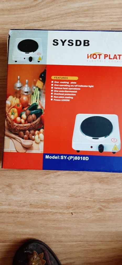 Продам электроплиту