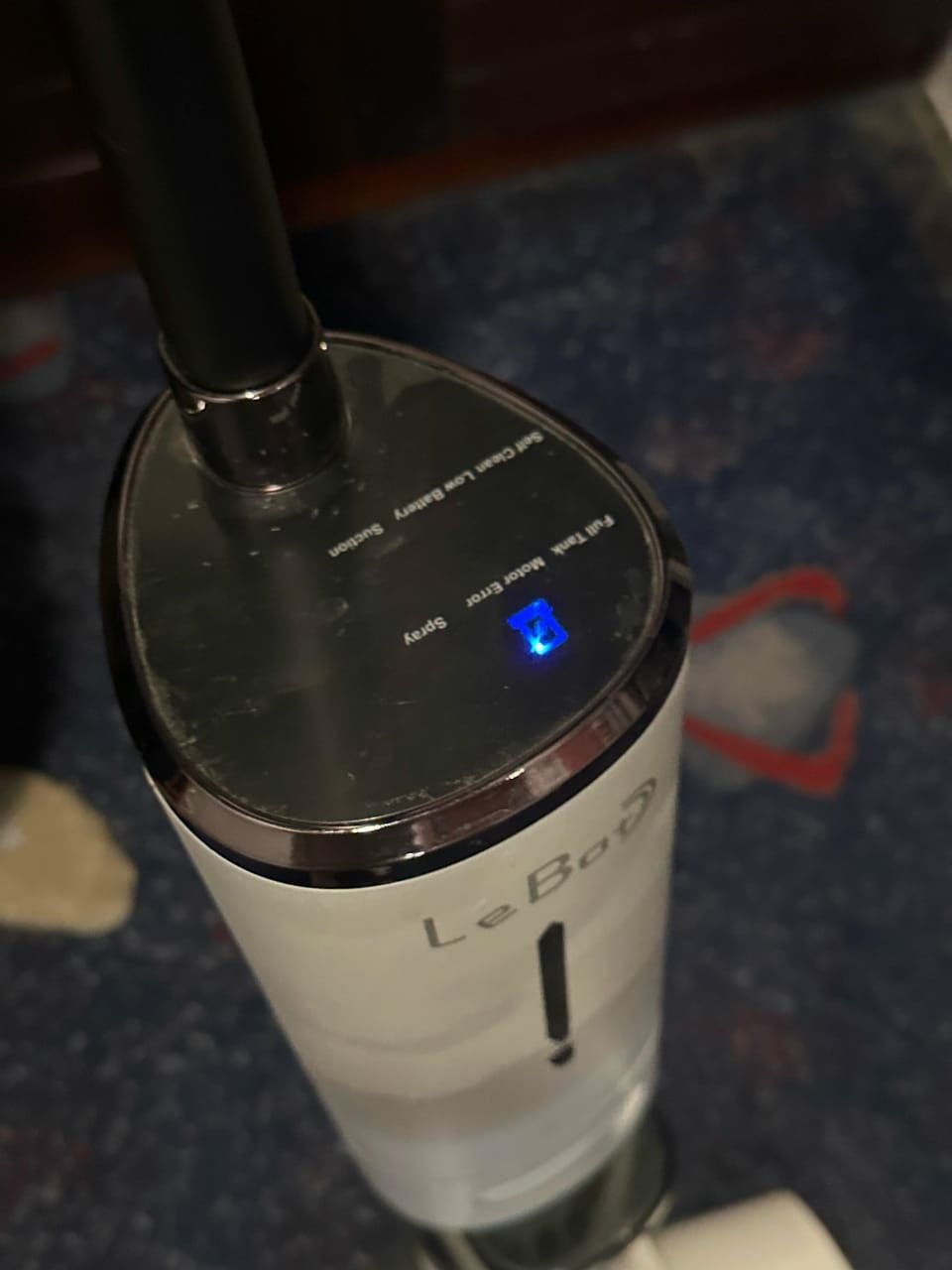 пылесос  вертикальный  моющий Le- bot