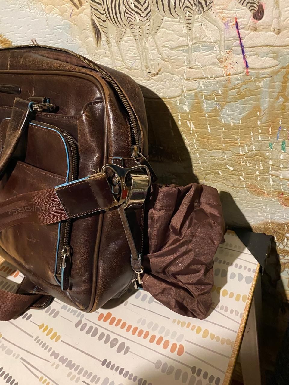 Продам сумка для ноутбука  piquadro