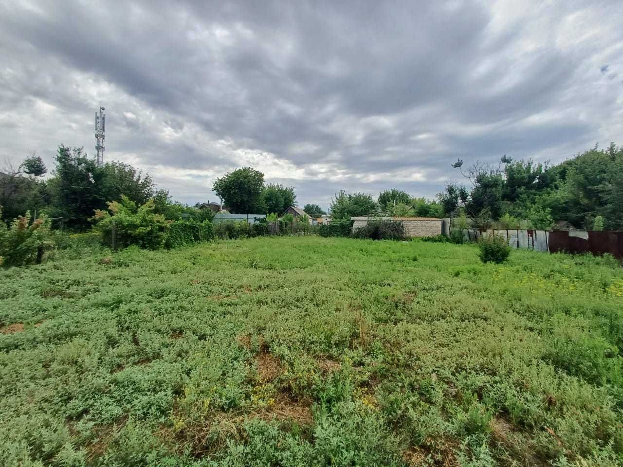 Продам  два дома