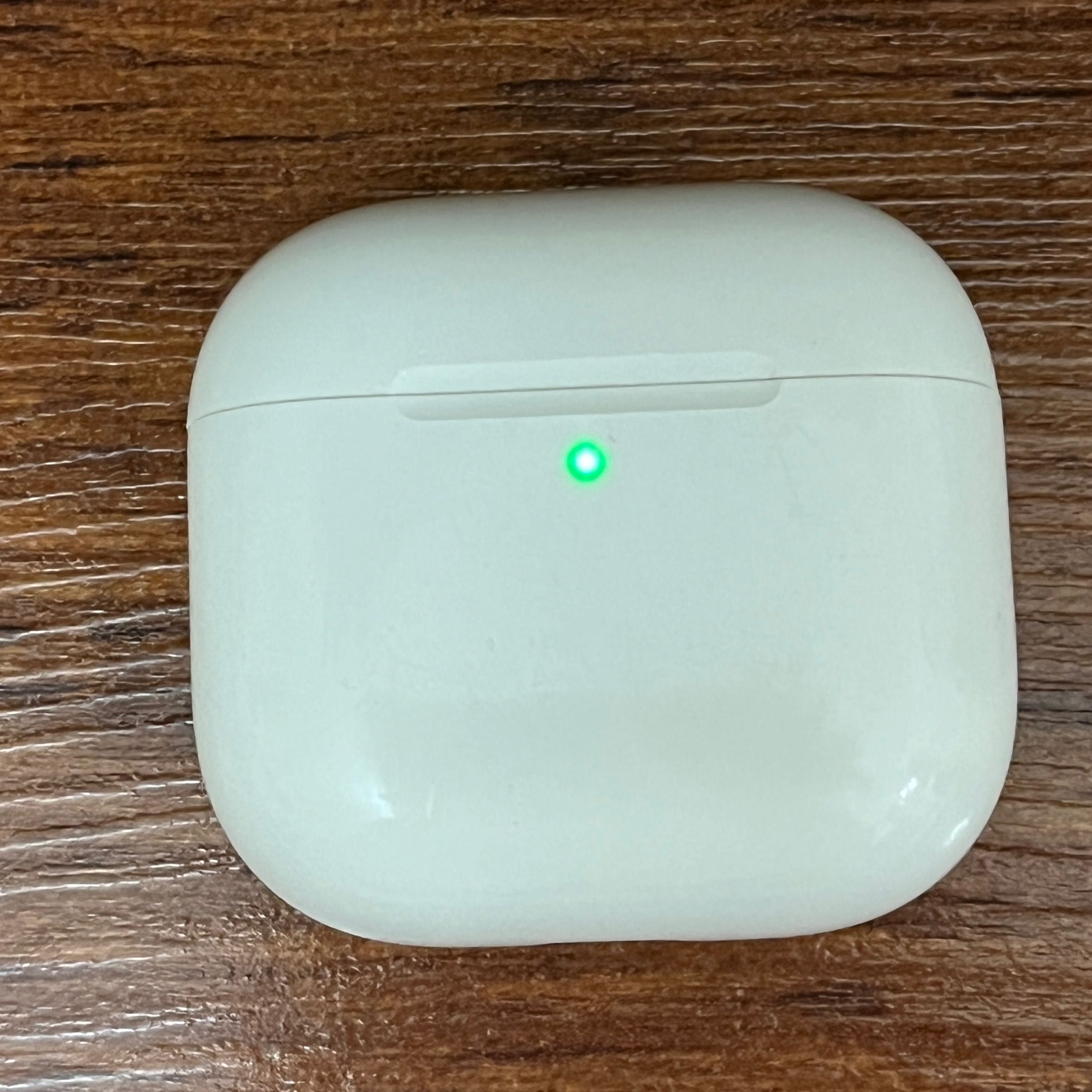 Airpods 4 оригинал