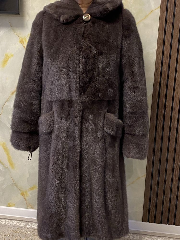 Продам Шубу норковую