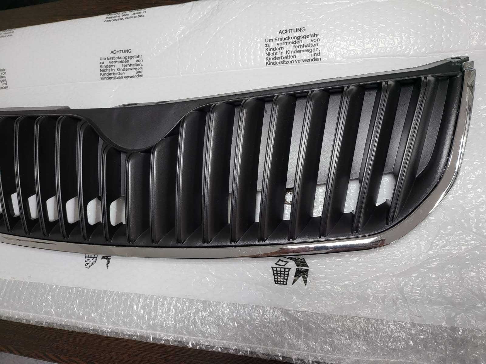 Решетка радиатора Skoda SUPER B Дорестайл