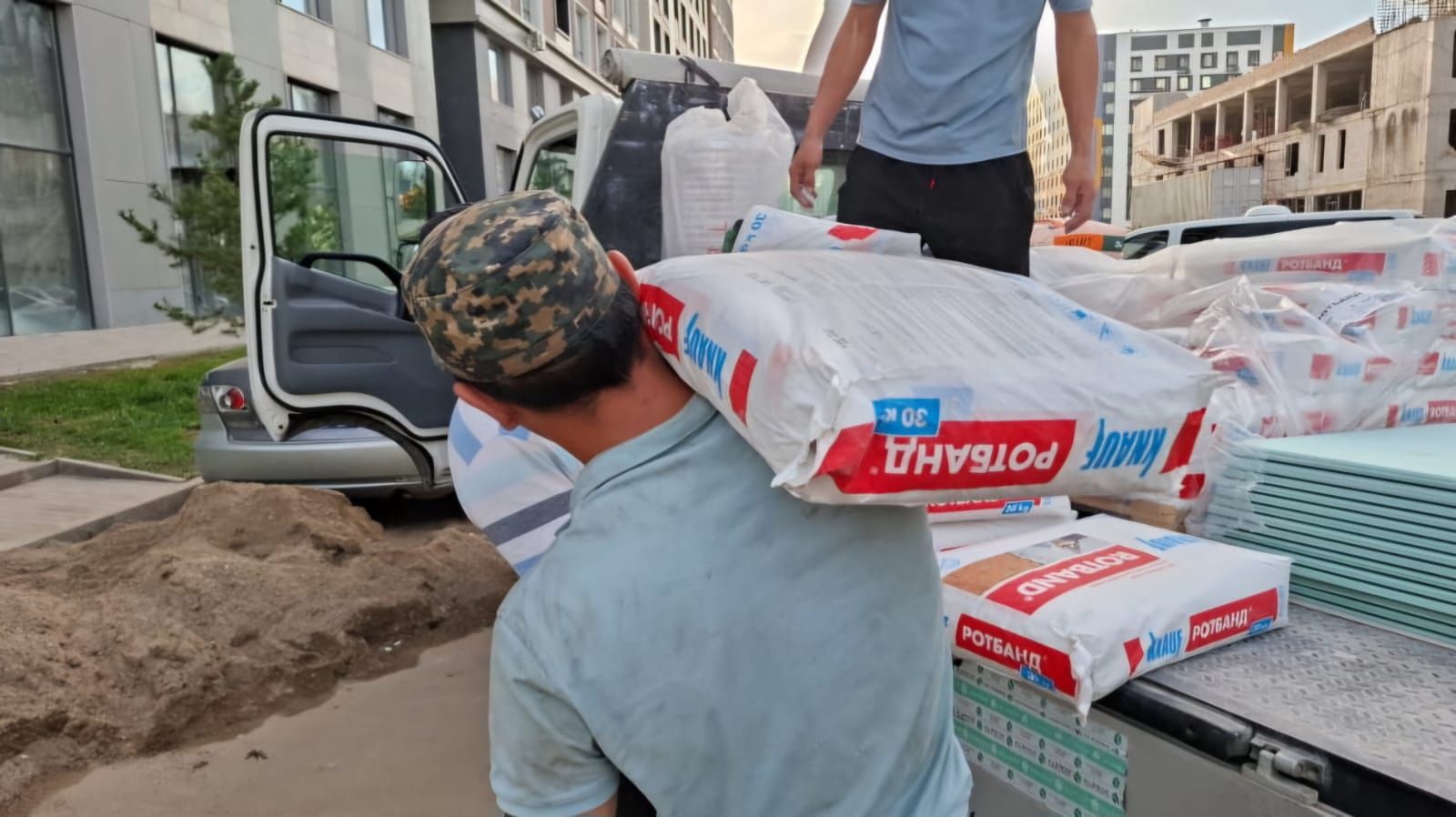 Услуги грузчиков 24/7ч Мы поможем