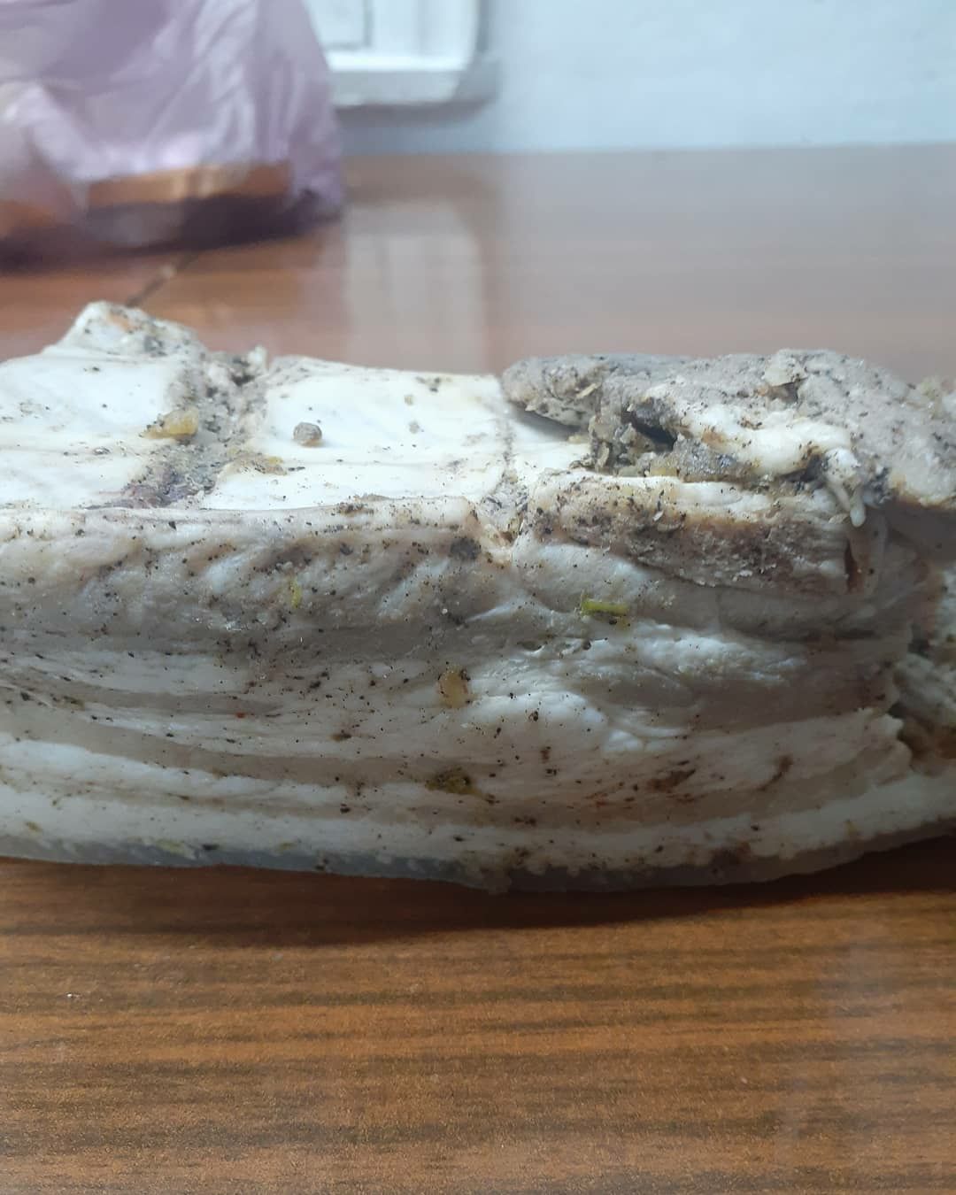 Сало копчёное и солёное, рулеты, колбаса домашняя