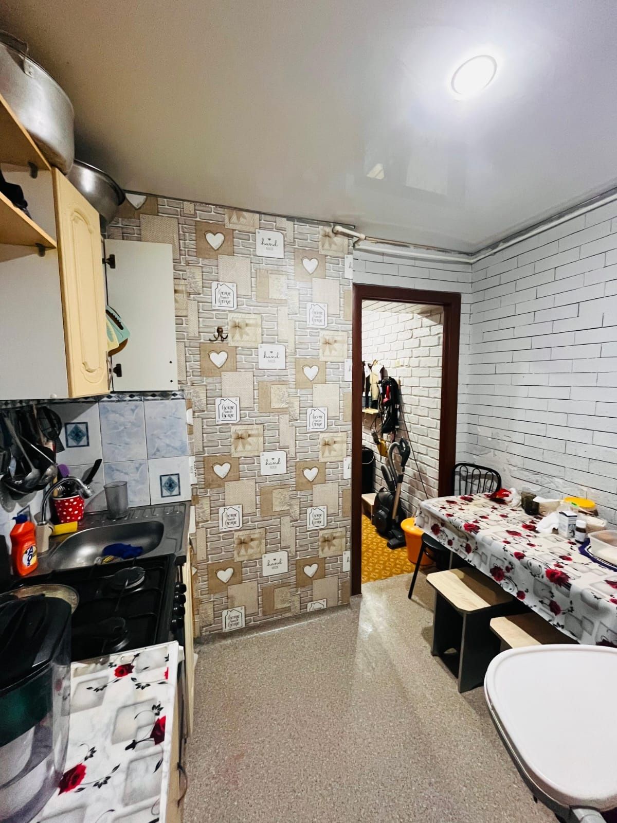 Продам 2 ком квартира  8500млн