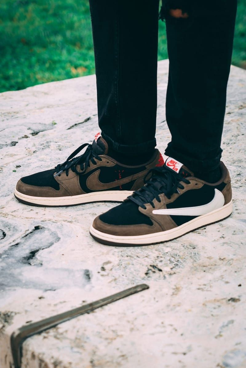 Кроссовки Nike Travis Scott x Air Jordan 1 Low Dark Mocha