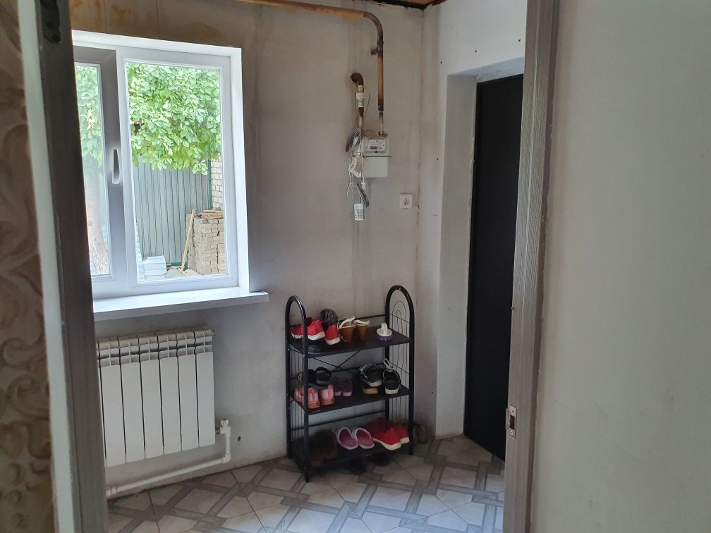 В кредит не пойдет. Продам частный дом, район Хлебокомбинат.